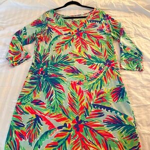Lilly Pulitzer Tropical Shift Dress – Iconic Style in Vibrant Color!